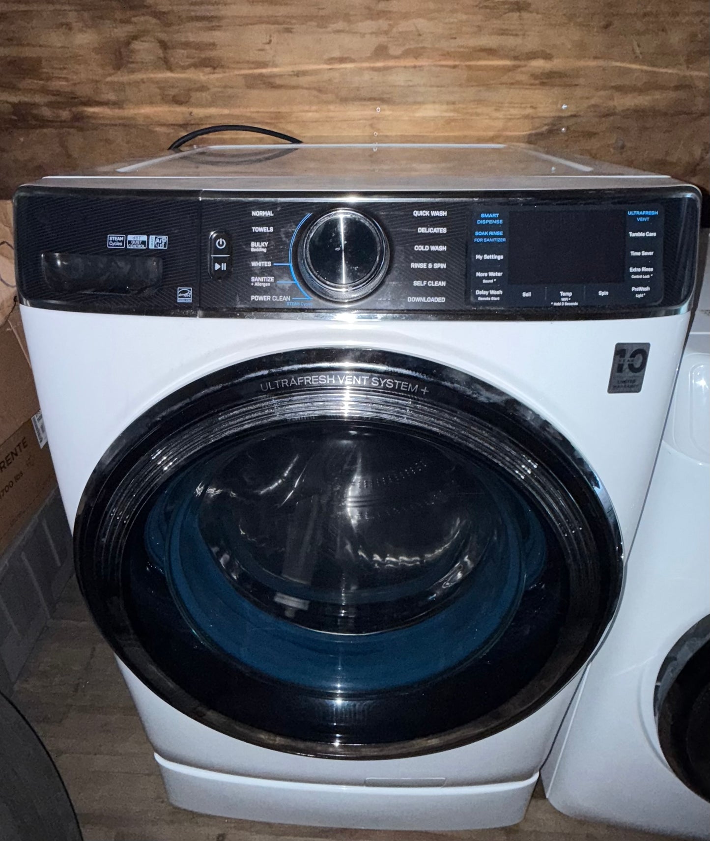 Major Appliances Mixed - Grade AB- Box Truck + Delivery